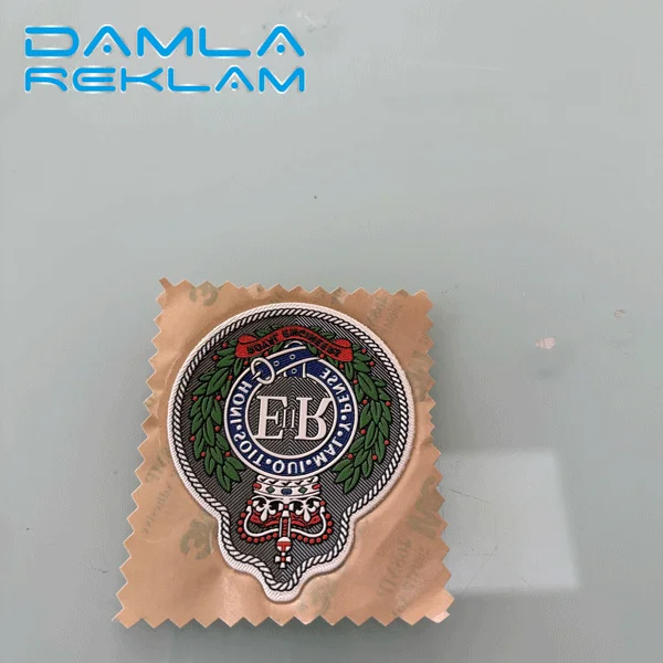 Kabartmalı Tekstil Etiket