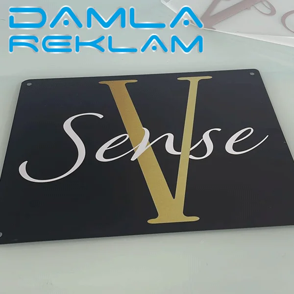Pleksi UV Baskı 4